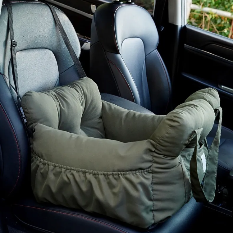 Atlas Travel Seat